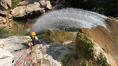 Canyoning